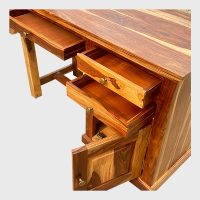 study-table-02